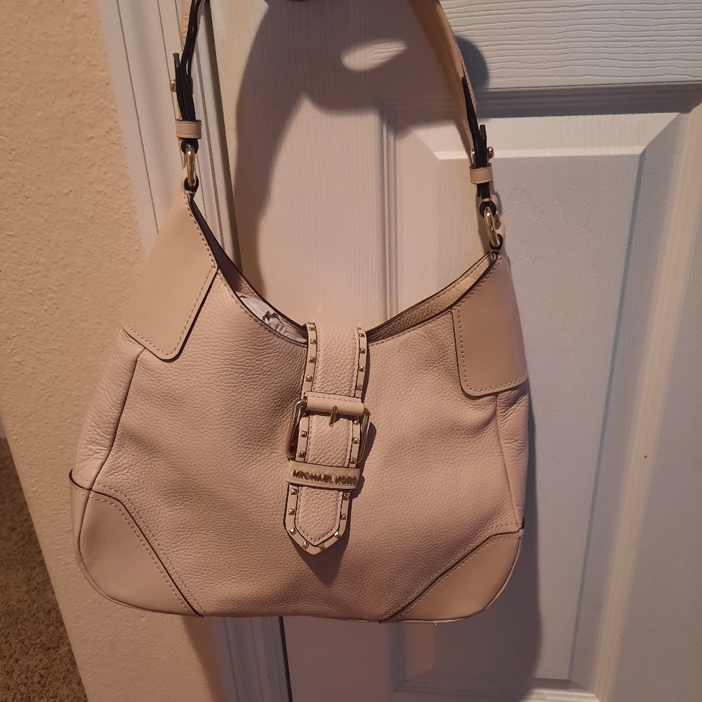 MIchael Kors NWT soft pink lillian leather hobo bag